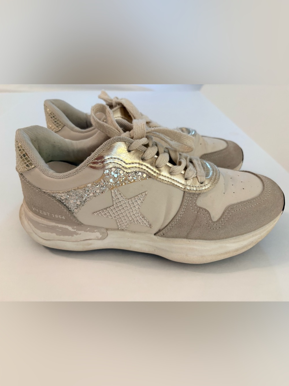 Vintage Havana Run Nude Glitter Star Sneakers Women’s Size 8.5 Neutral Gold
